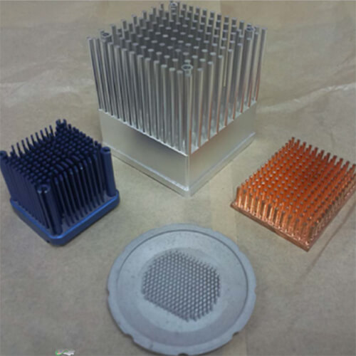 Dissipateur thermique de forgeage à froid